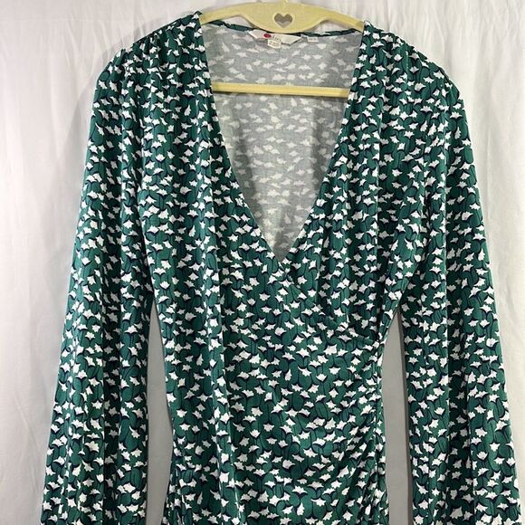 Boden Tops - Boden size 6. Green white and black blouse